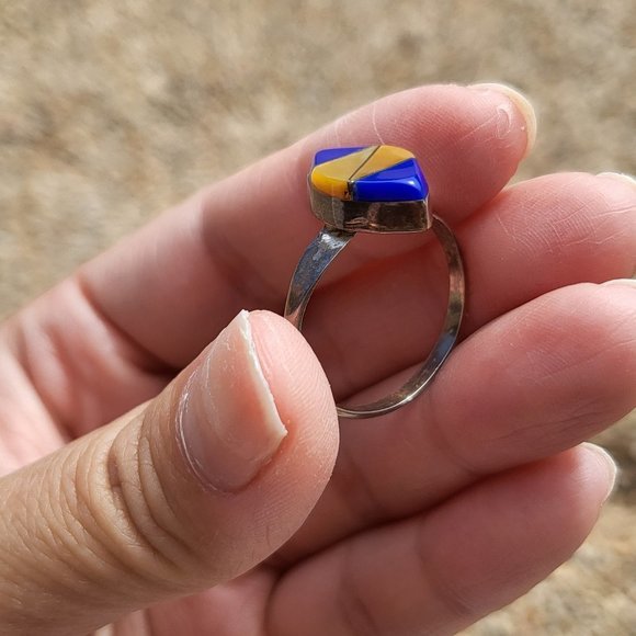 Native American Vintage Lapis and Mother of Pearl Inlay Ring Handmade Jewelry - Picture 10 of 13